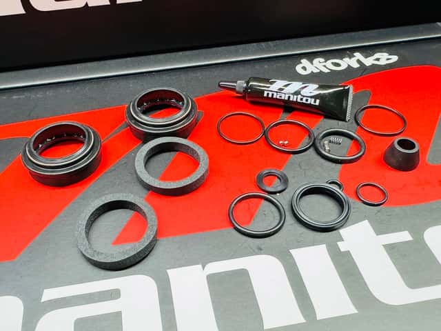 32мм | cервис кит вилок Manitou 32mm | Circus / Minute / Marvel / Machete