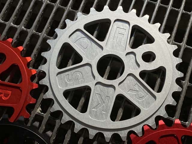 STREET RING звезда для BMX систем | 19мм x 26т | серебряная